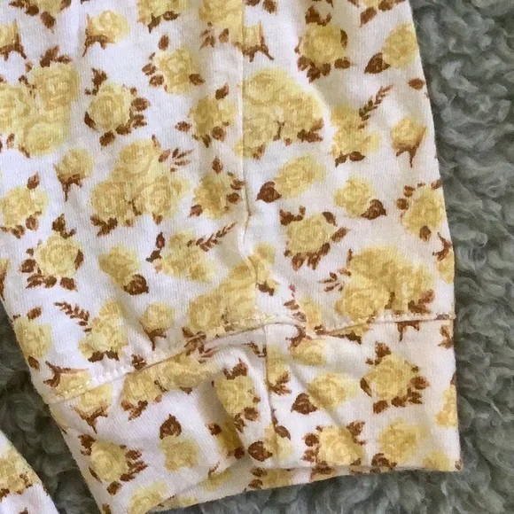 Style & Co Yellow Roses Floral Long Sleeved Tee Shirt Resale Size Medium - Picture 5 of 16